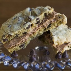 Chocolate Chip Sandwich Cookies 12 pcs